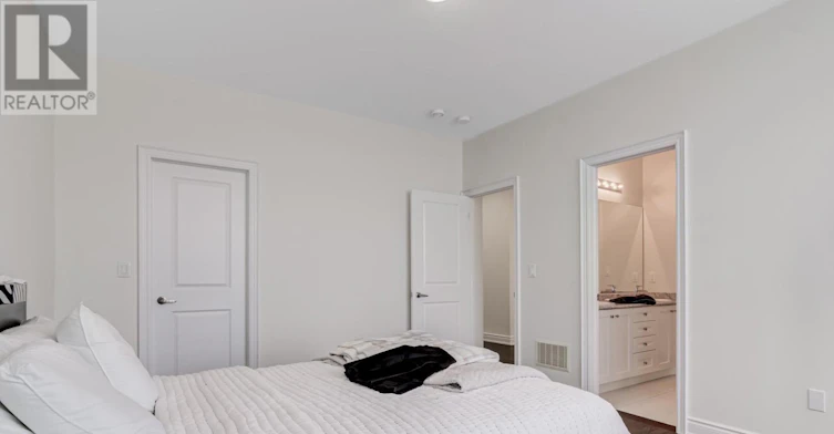 62 Threshing Mill Boulevard, Oakville, ON, L6H 7C5 - 32