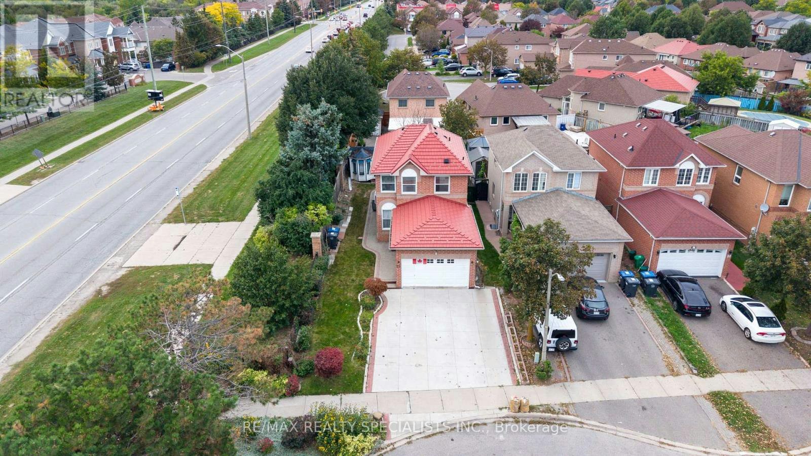 25 Carabram Court, Brampton, ON, L6X 4M2