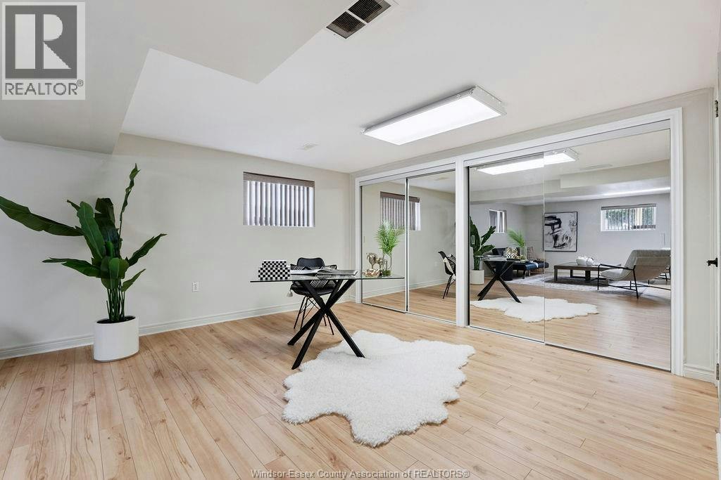 1544 Imperial Crescent, Windsor, ON, N9G 2T8 - 19