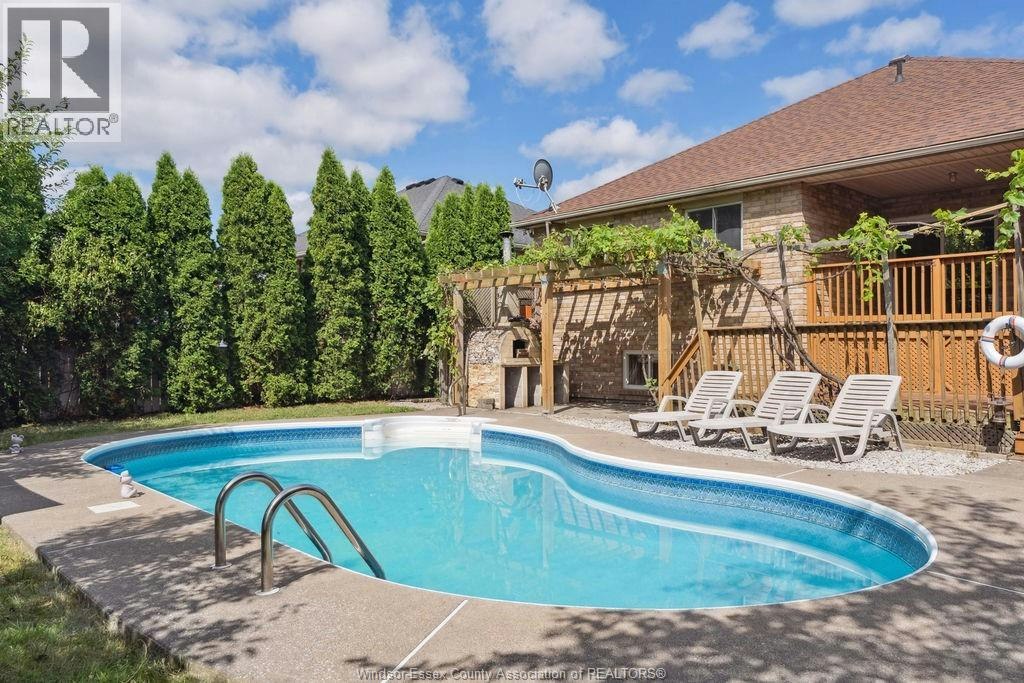 1544 Imperial Crescent, Windsor, ON, N9G 2T8 - 28