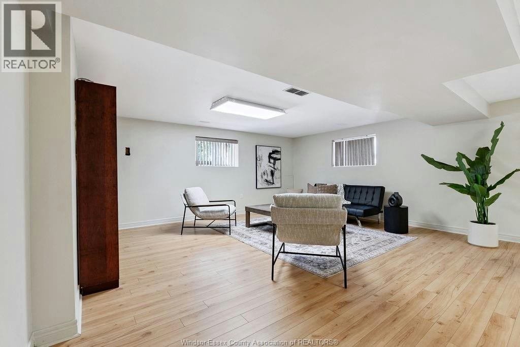 1544 Imperial Crescent, Windsor, ON, N9G 2T8 - 18
