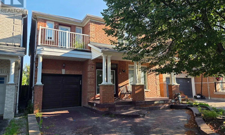 32 Dent Street