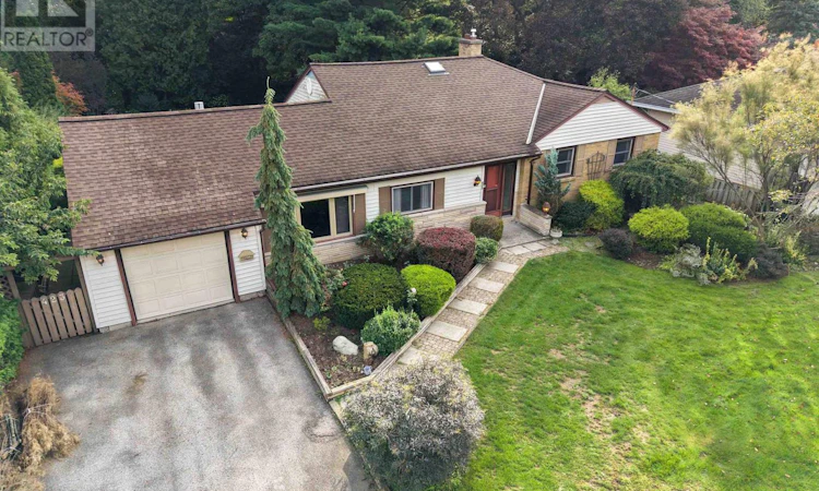 423 Pinetree Drive