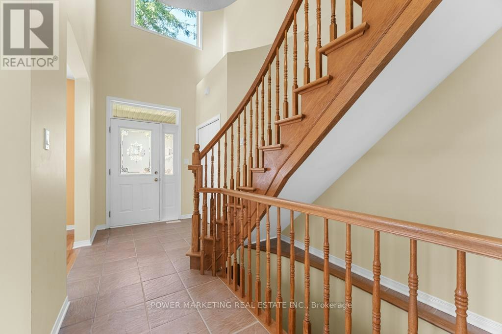 5 Tierney Drive, Ottawa, ON, K2J 4W2 - 5