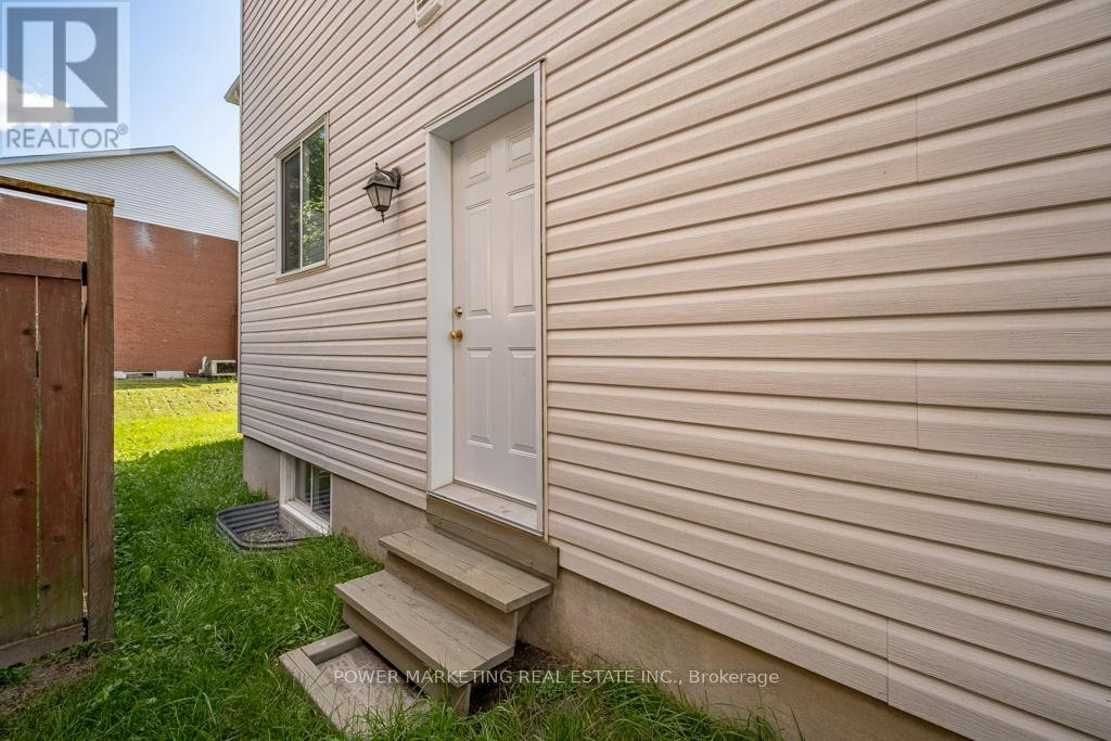 5 Tierney Drive, Ottawa, ON, K2J 4W2 - 35