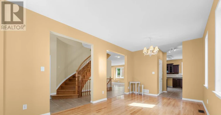 5 Tierney Drive, Ottawa, ON, K2J 4W2 - 8