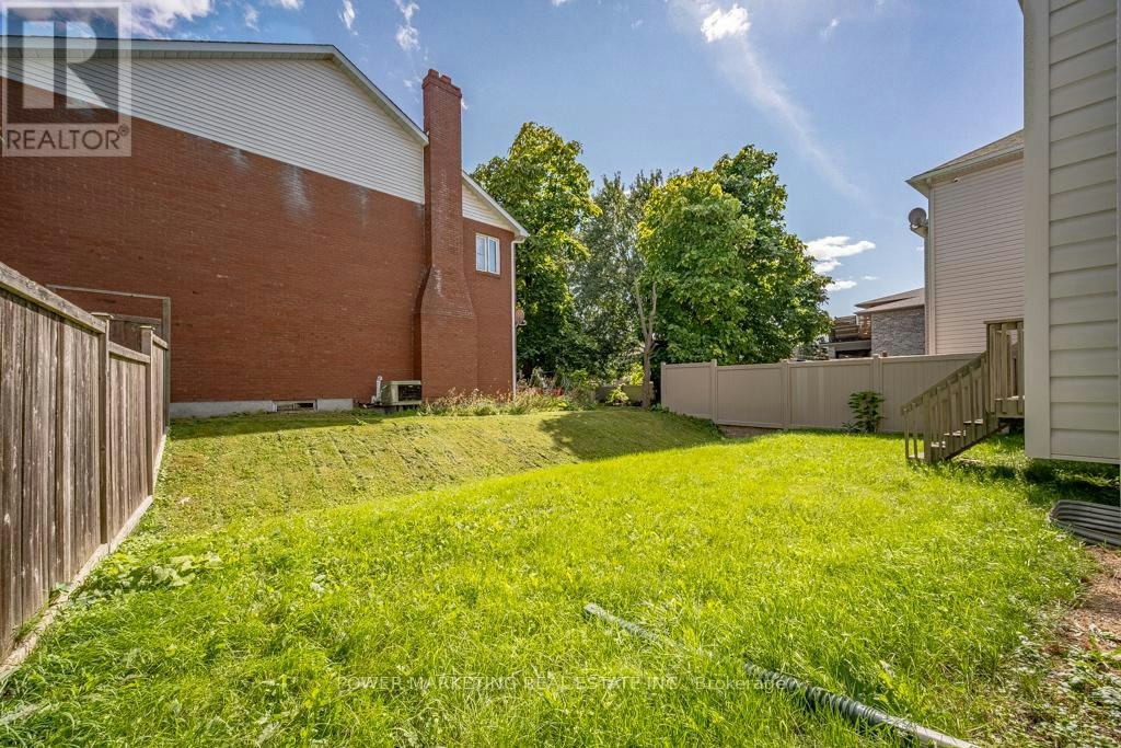 5 Tierney Drive, Ottawa, ON, K2J 4W2 - 38