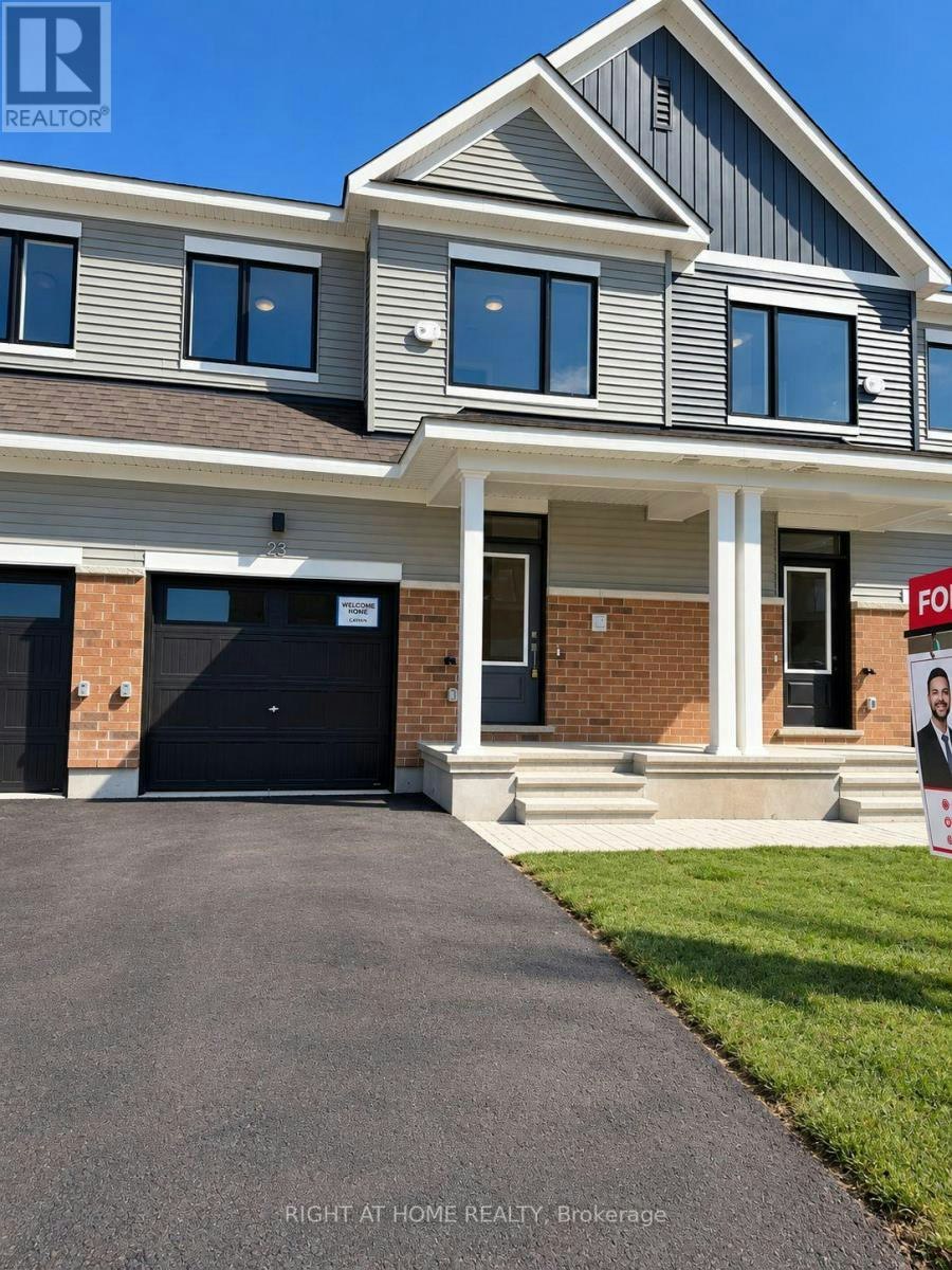 23 Sintaluta Walk, Ottawa, ON, K0A 2Z0