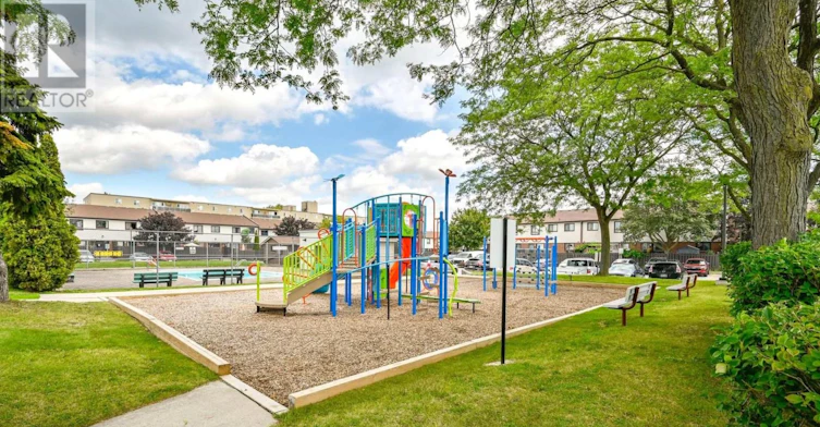72-960 Glen Street, Oshawa, ON, L1J 6E8 - 31