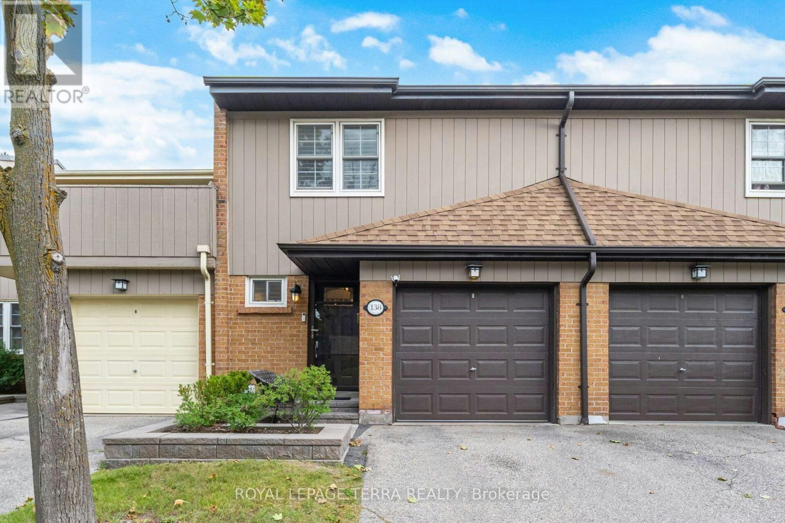 138-1951 Rathburn Road E, Mississauga, ON, L4W 2N9