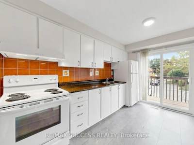 44-5536 Montevideo Road - 5