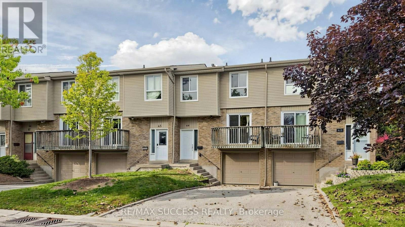 44-5536 Montevideo Road, Mississauga, ON, L5N 2P4 - 2