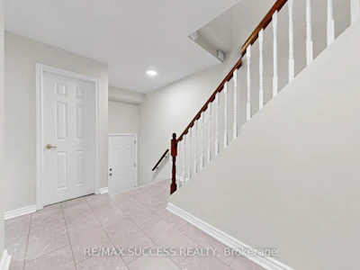 44-5536 Montevideo Road - 3