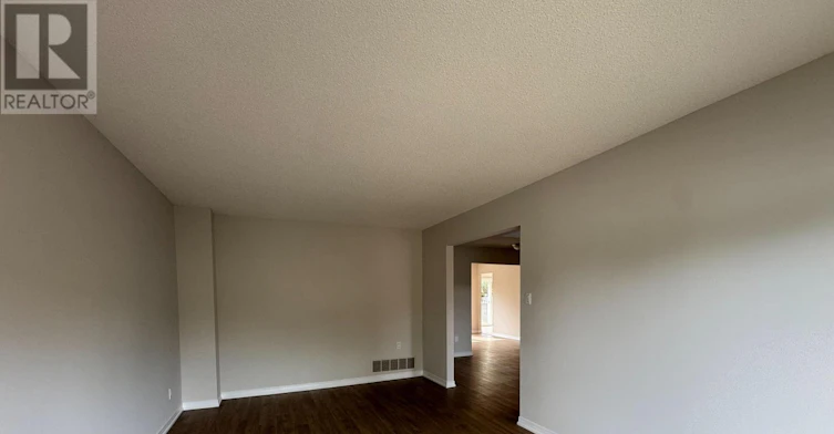 2034 Oxford Avenue, Oakville, ON, L6H 4K7 - 2