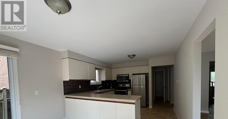 2034 Oxford Avenue, Oakville, ON, L6H 4K7 - 6