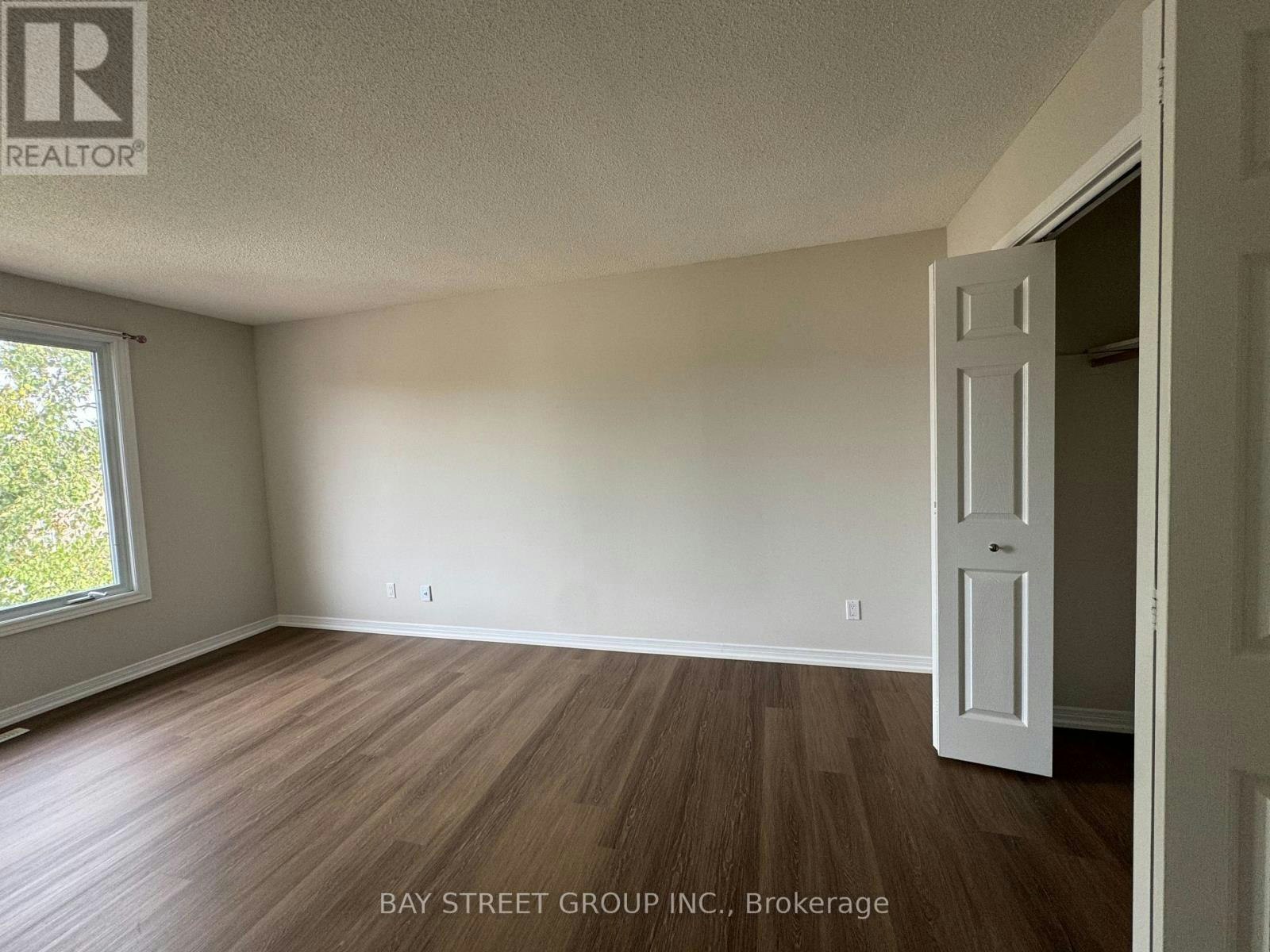 2034 Oxford Avenue, Oakville, ON, L6H 4K7 - 17