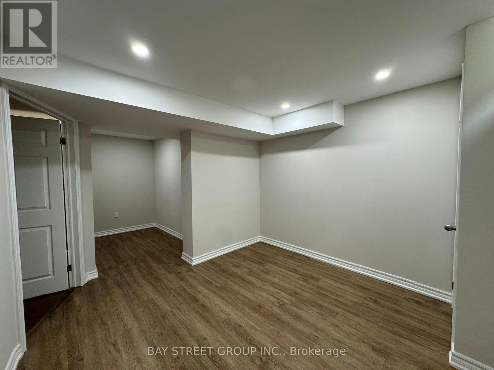 2034 Oxford Avenue, Oakville, ON, L6H 4K7 - 23