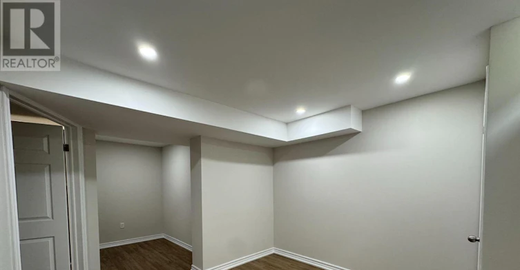 2034 Oxford Avenue, Oakville, ON, L6H 4K7 - 23