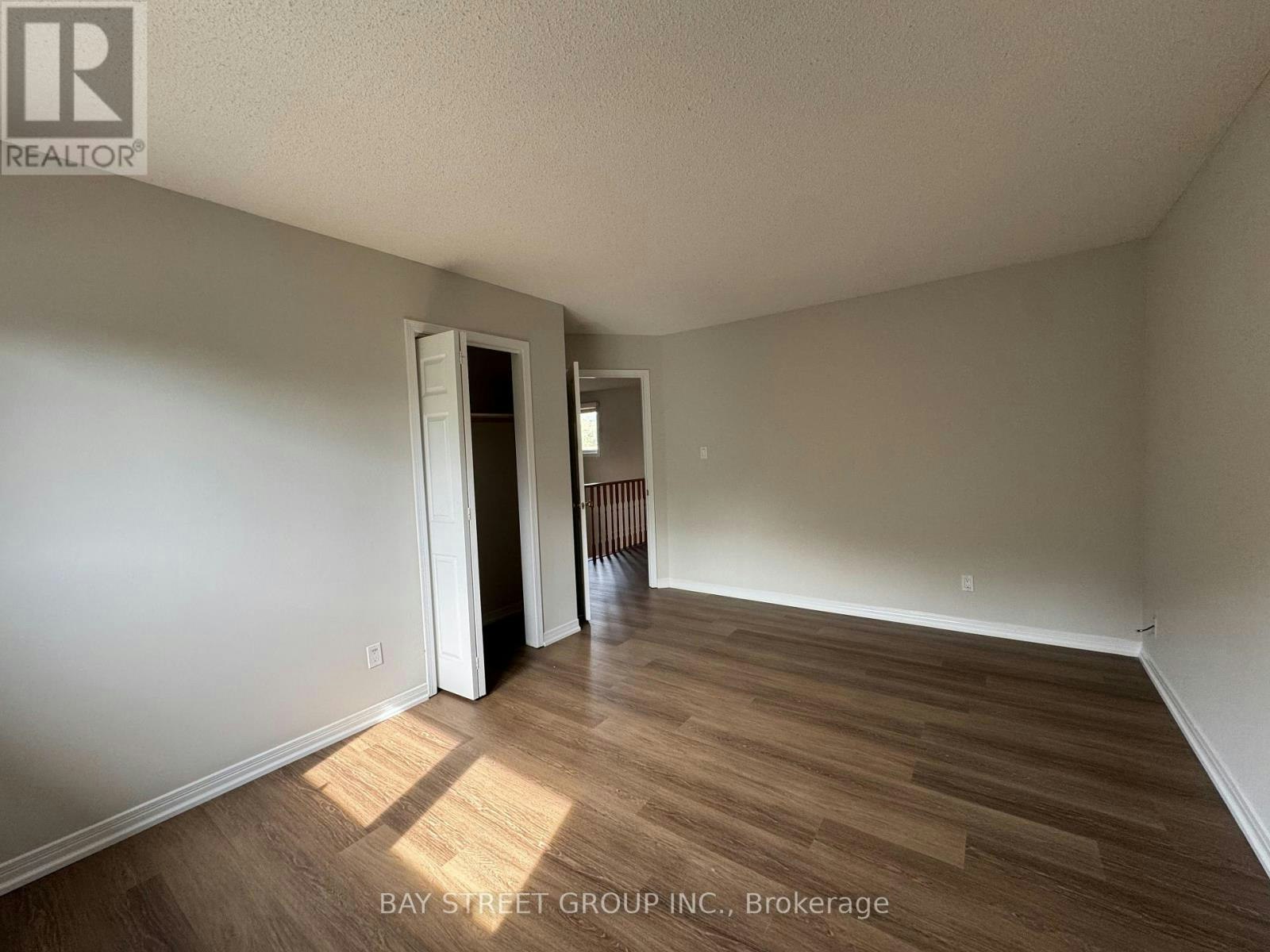 2034 Oxford Avenue, Oakville, ON, L6H 4K7 - 16