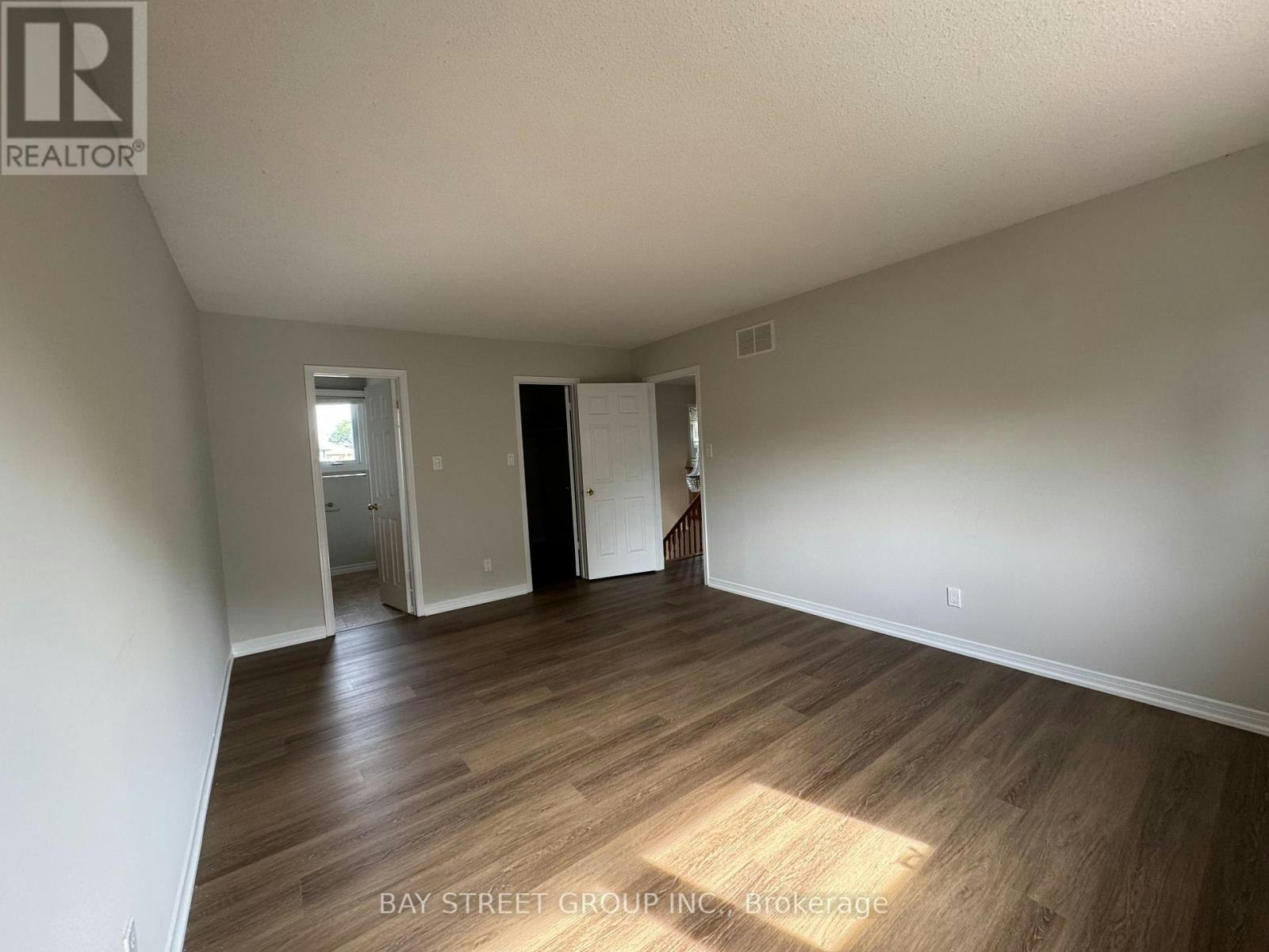 2034 Oxford Avenue, Oakville, ON, L6H 4K7 - 12