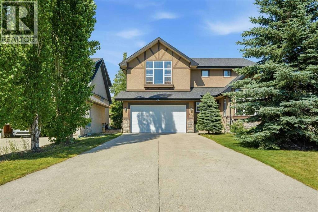 242 Tusslewood Grove NW, Calgary, AB, T3L 2Y4