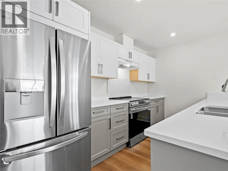 203-578 Lakeshore Drive, Penticton, BC, V2A 1B9 - 11
