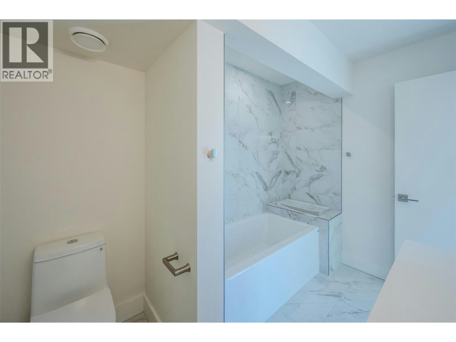 203-578 Lakeshore Drive, Penticton, BC, V2A 1B9 - 17