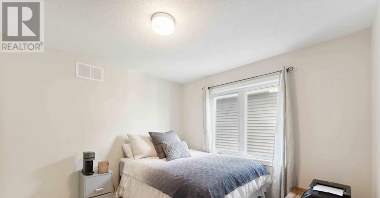 740 Brittanic Road, Ottawa, ON, K2V 0N7 - 21