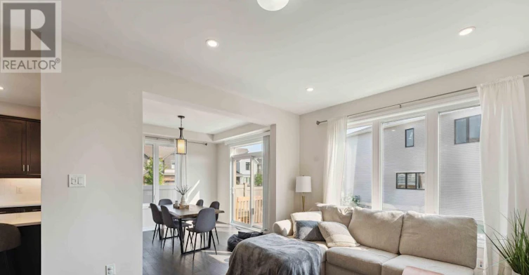 740 Brittanic Road, Ottawa, ON, K2V 0N7 - 10