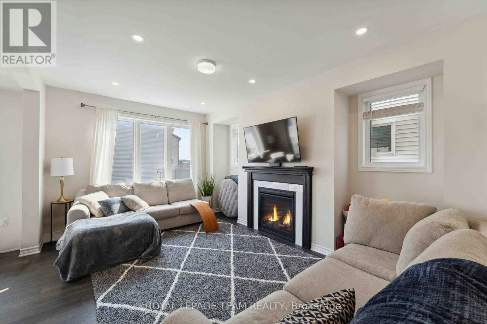 740 Brittanic Road, Ottawa, ON, K2V 0N7 - 4