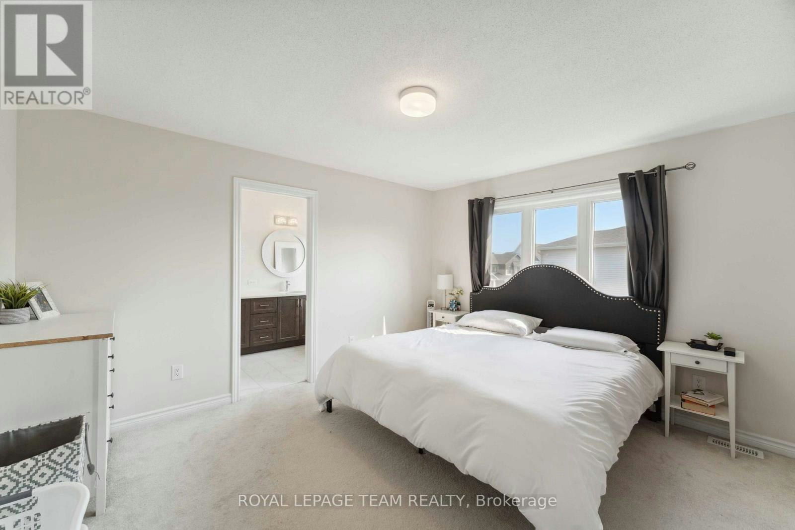 740 Brittanic Road, Ottawa, ON, K2V 0N7 - 14