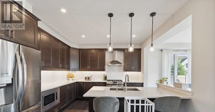 740 Brittanic Road, Ottawa, ON, K2V 0N7 - 6