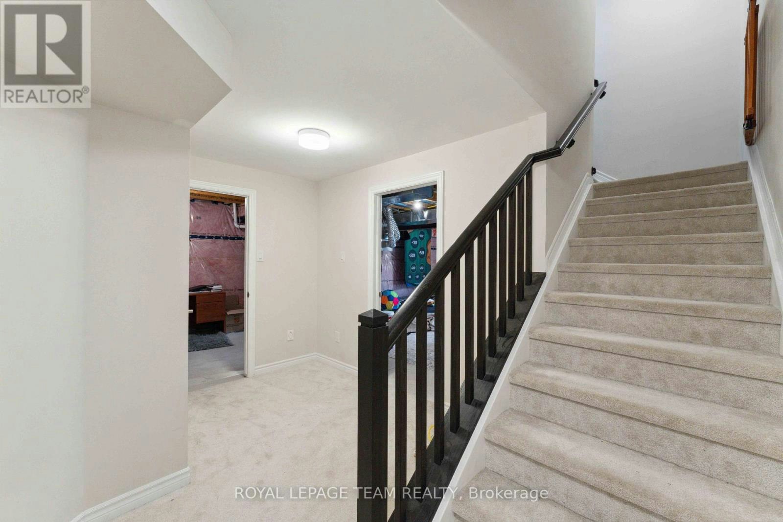 740 Brittanic Road, Ottawa, ON, K2V 0N7 - 27