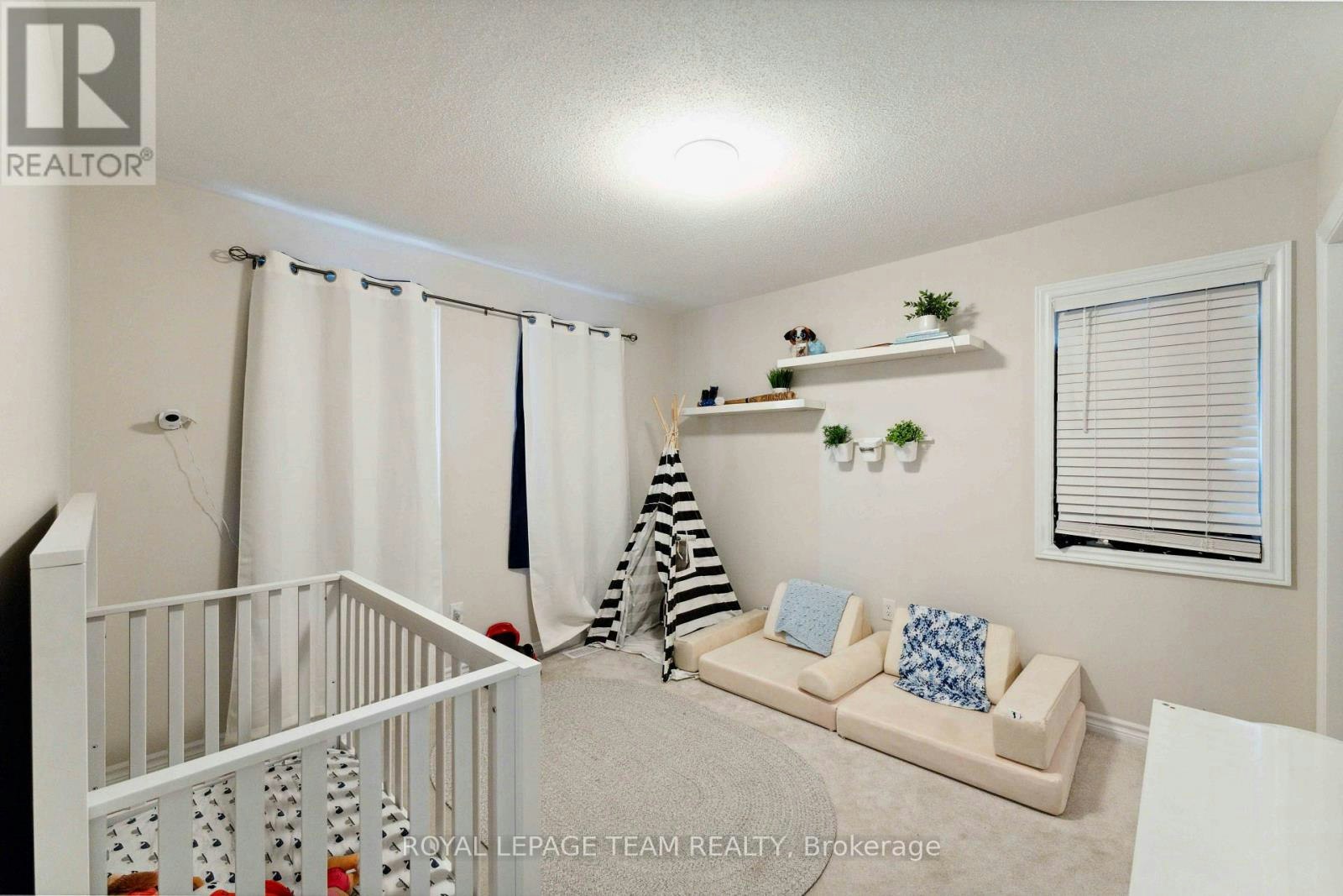 740 Brittanic Road, Ottawa, ON, K2V 0N7 - 23