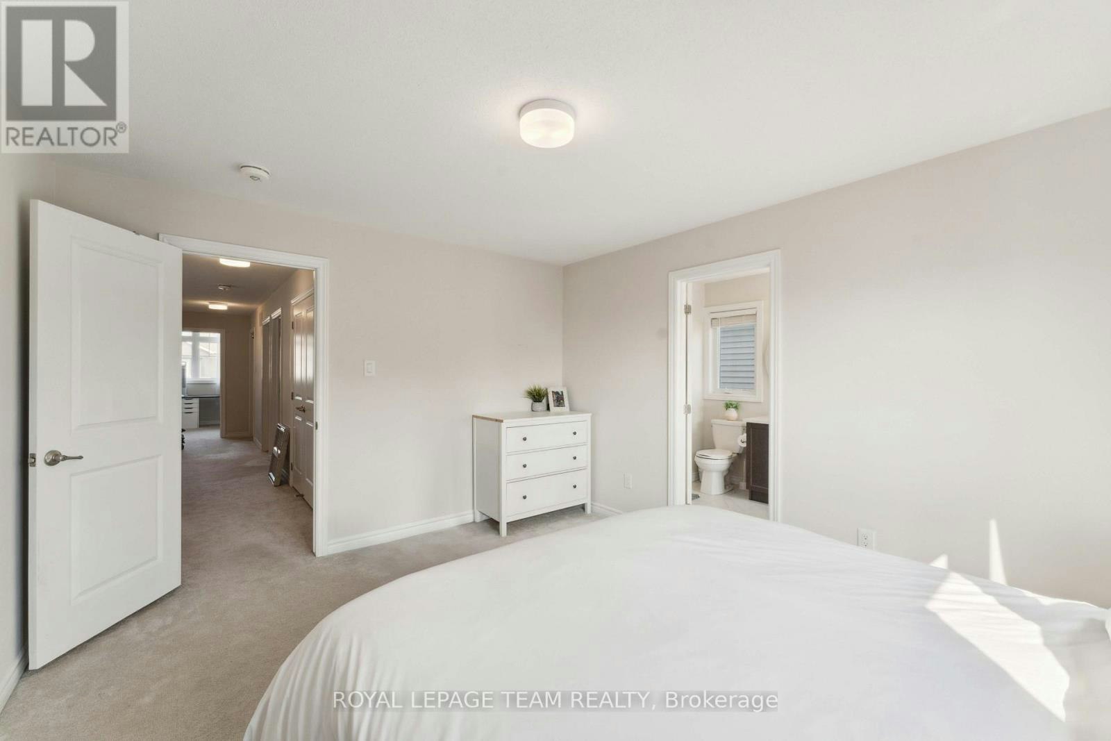 740 Brittanic Road, Ottawa, ON, K2V 0N7 - 16