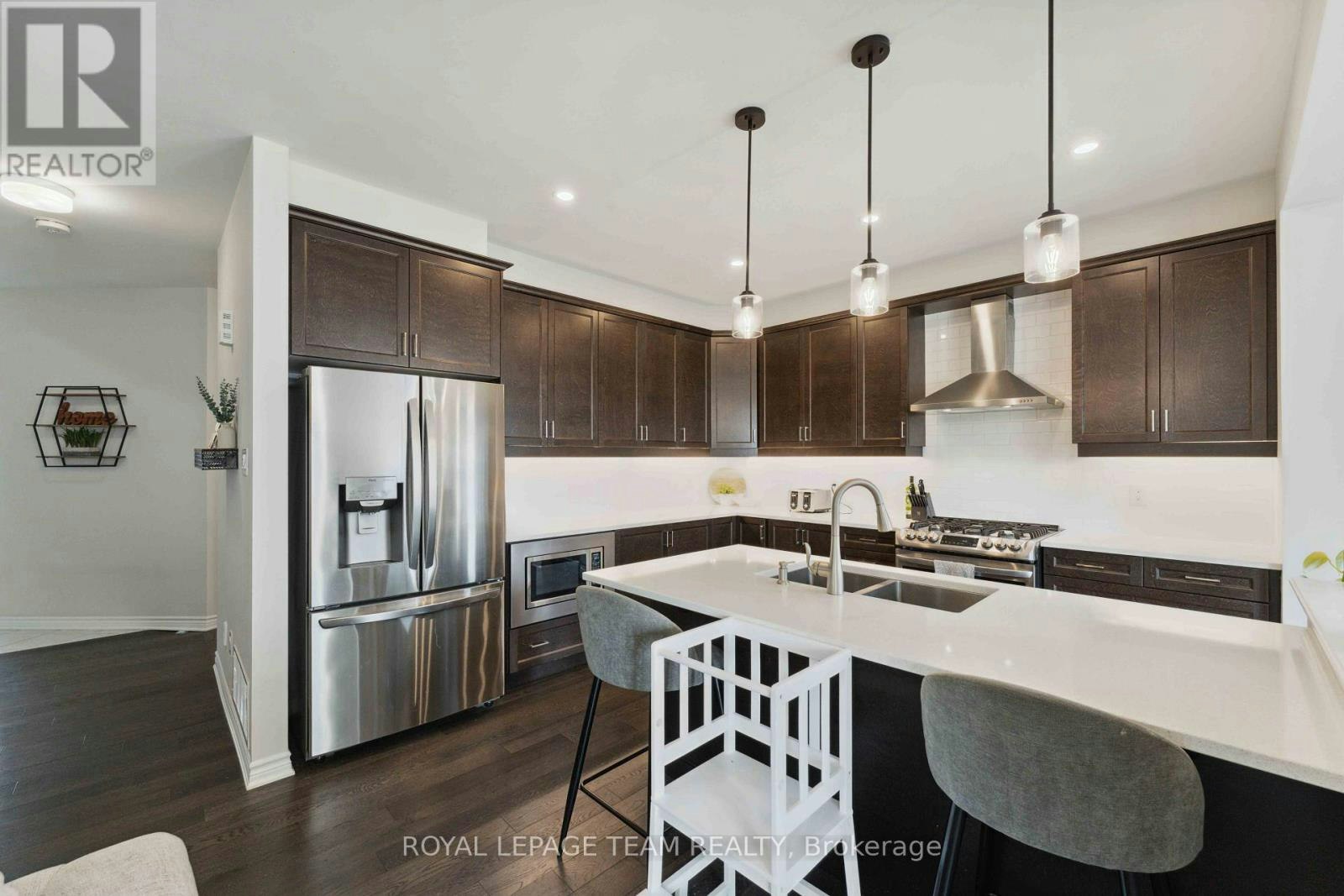 740 Brittanic Road, Ottawa, ON, K2V 0N7 - 9