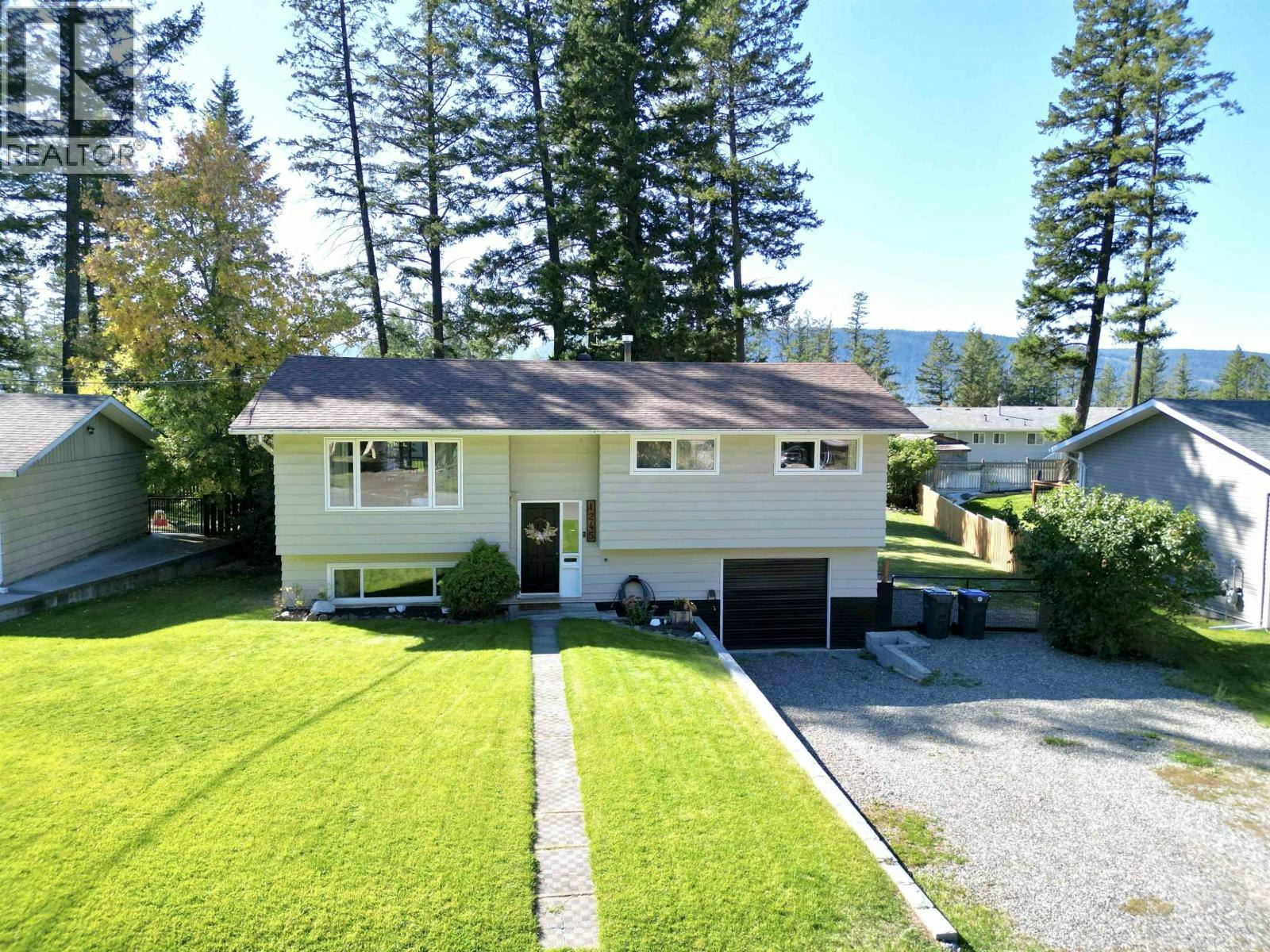 1245 N Twelfth Avenue, Williams Lake, BC, V2G 2N9