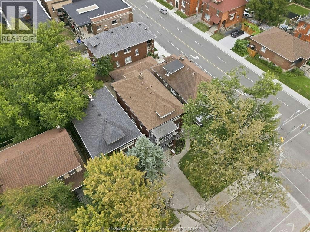 2-990 Victoria Avenue, Windsor, ON, N9A 4N5 - 18