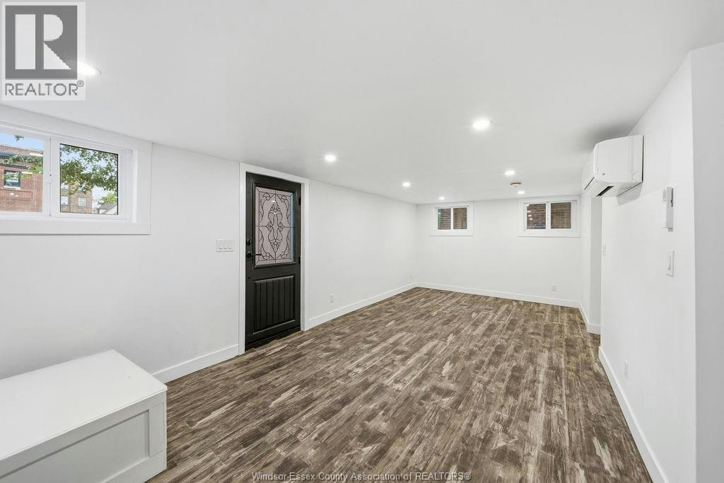 2-990 Victoria Avenue, Windsor, ON, N9A 4N5 - 7