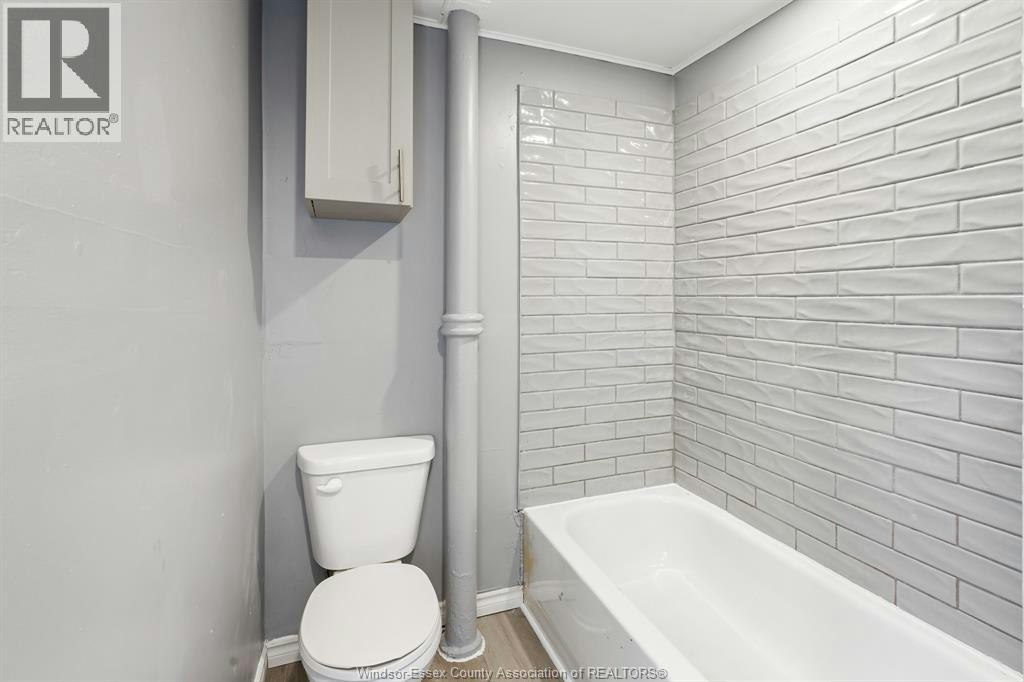 1016 Hickory Road, Windsor, ON, N8Y 3S1 - 14