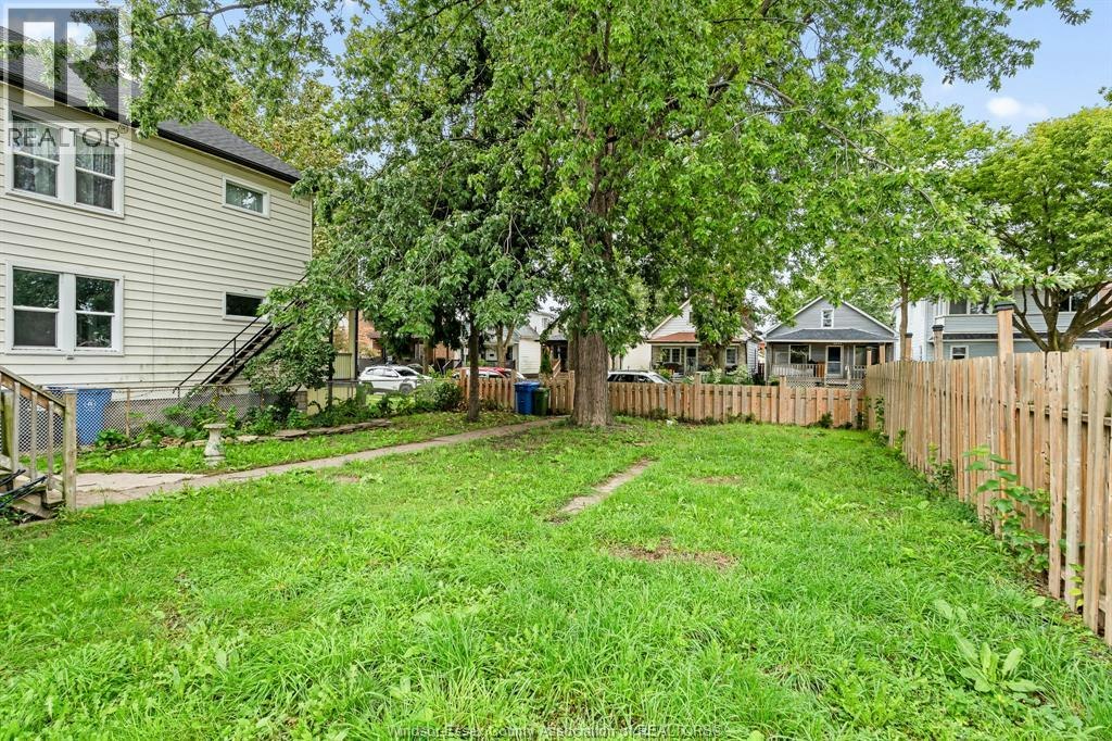 1016 Hickory Road, Windsor, ON, N8Y 3S1 - 2