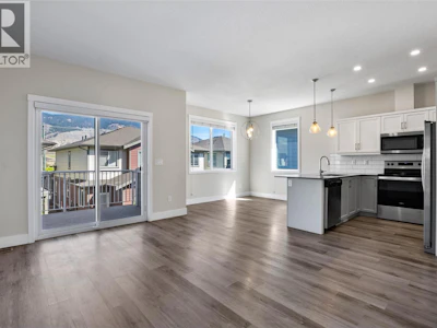 175-200 Grand Boulevard - 4