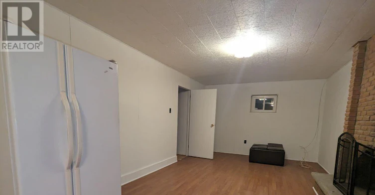 124 Van Horne Avenue, Toronto, ON, M2J 2T1 - 2
