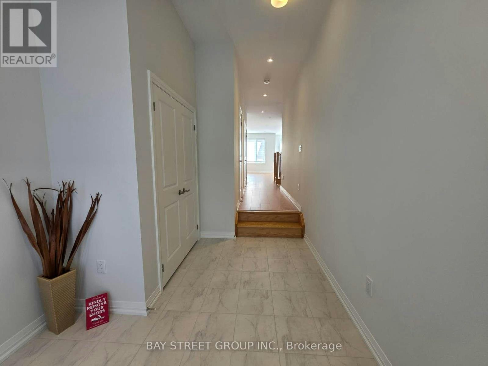 63 Sandels Avenue, Richmond Hill, ON, L4S 0M5 - 3