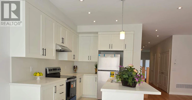 63 Sandels Avenue, Richmond Hill, ON, L4S 0M5 - 7