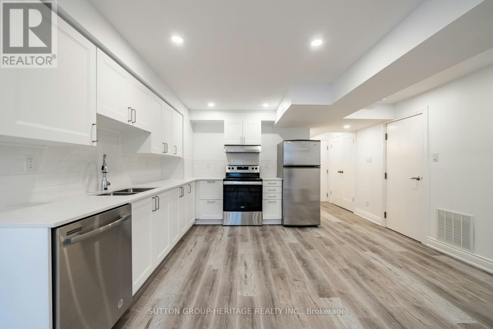 LOWER-319 Rita's Avenue, Newmarket, ON, L3X 2N2 - 8