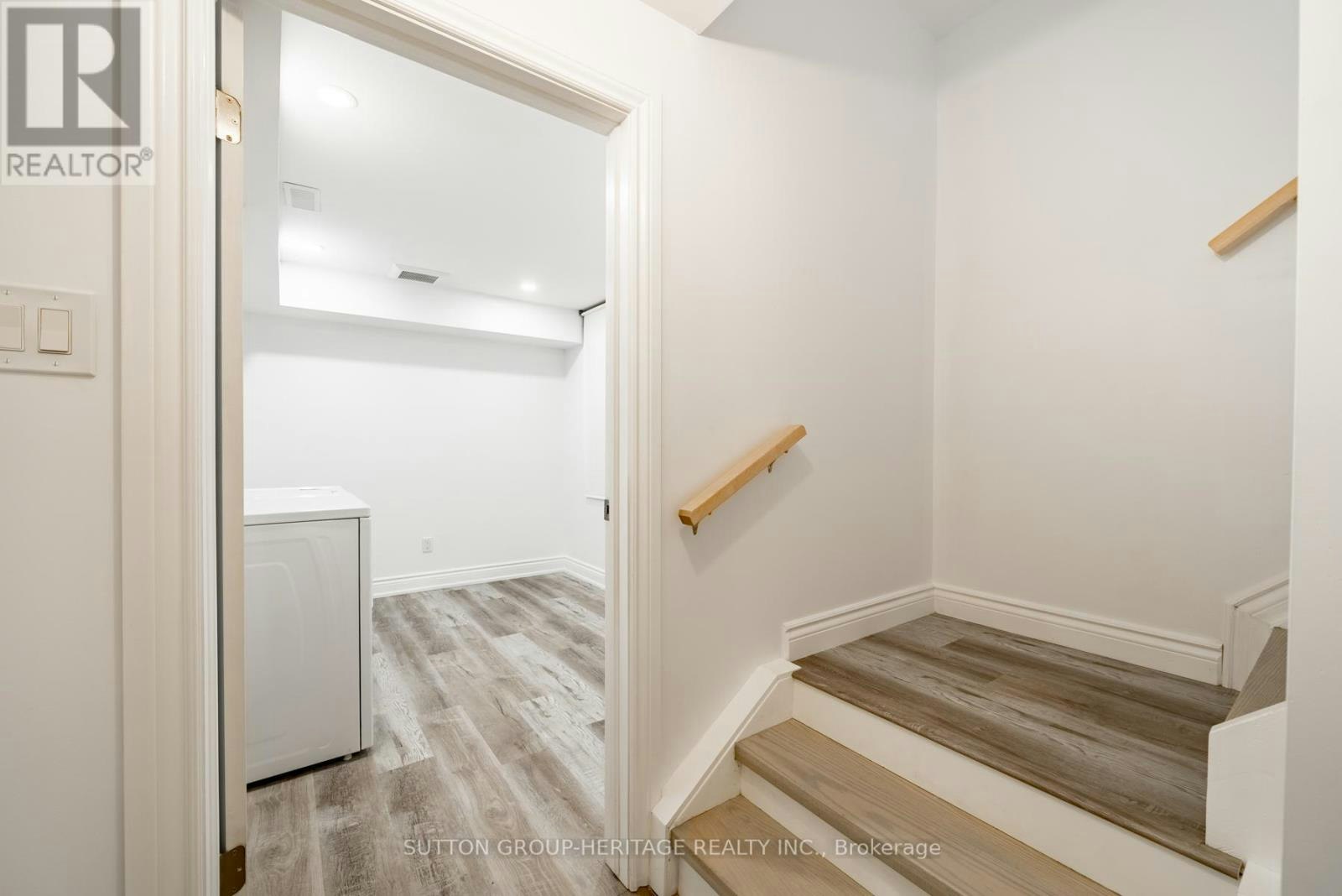 LOWER-319 Rita's Avenue, Newmarket, ON, L3X 2N2 - 15