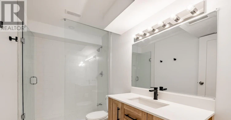 LOWER-319 Rita's Avenue, Newmarket, ON, L3X 2N2 - 12
