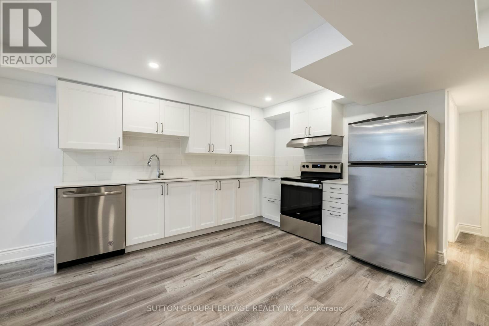 LOWER-319 Rita's Avenue, Newmarket, ON, L3X 2N2 - 6