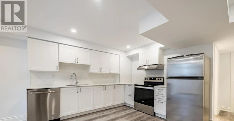 LOWER-319 Rita's Avenue, Newmarket, ON, L3X 2N2 - 6